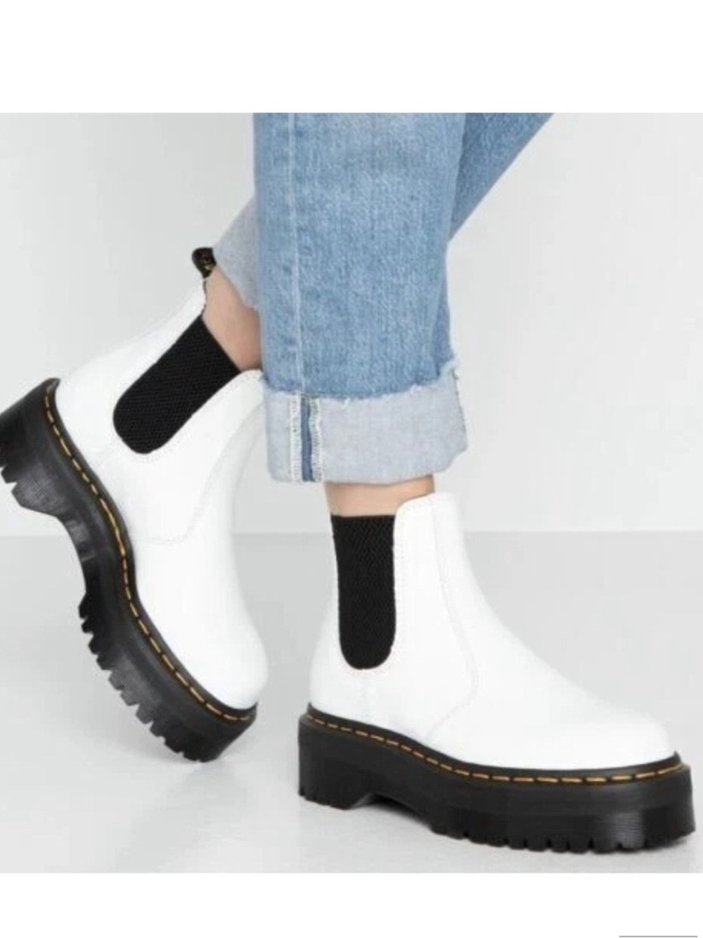 - Dr. Martens 2976 Quad White Platform Chelsea Ankle Boots Size 10